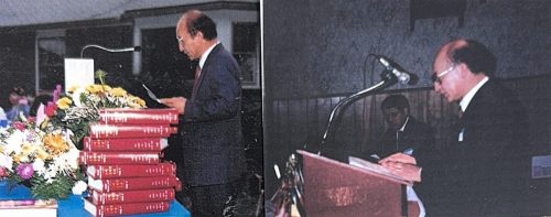 4-18-1 : 소아가정 의학백과 출판 기념회에 오신 손님들께 인사하는 이상원 박사