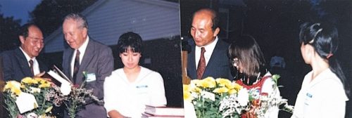 4-22-1 : 기념식에서 인사하는 이상원 박사와 딸 Jeanne Lee